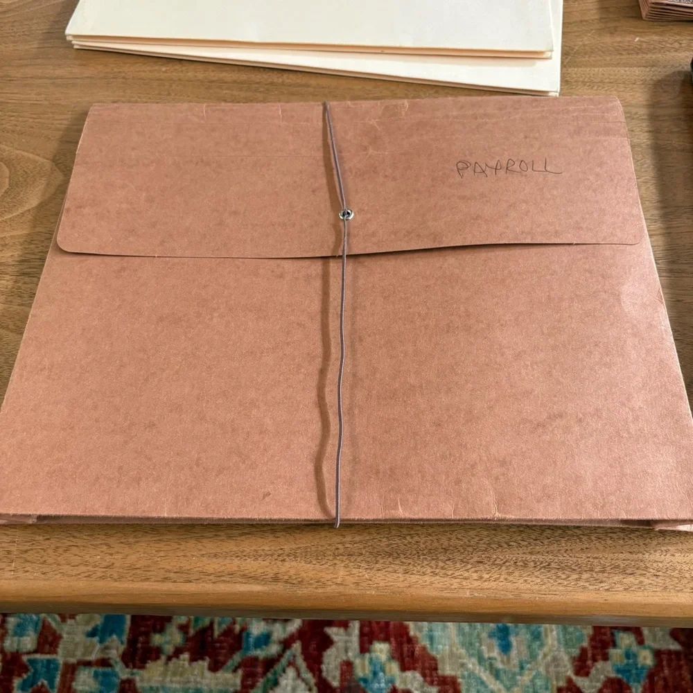 6 accordion folders